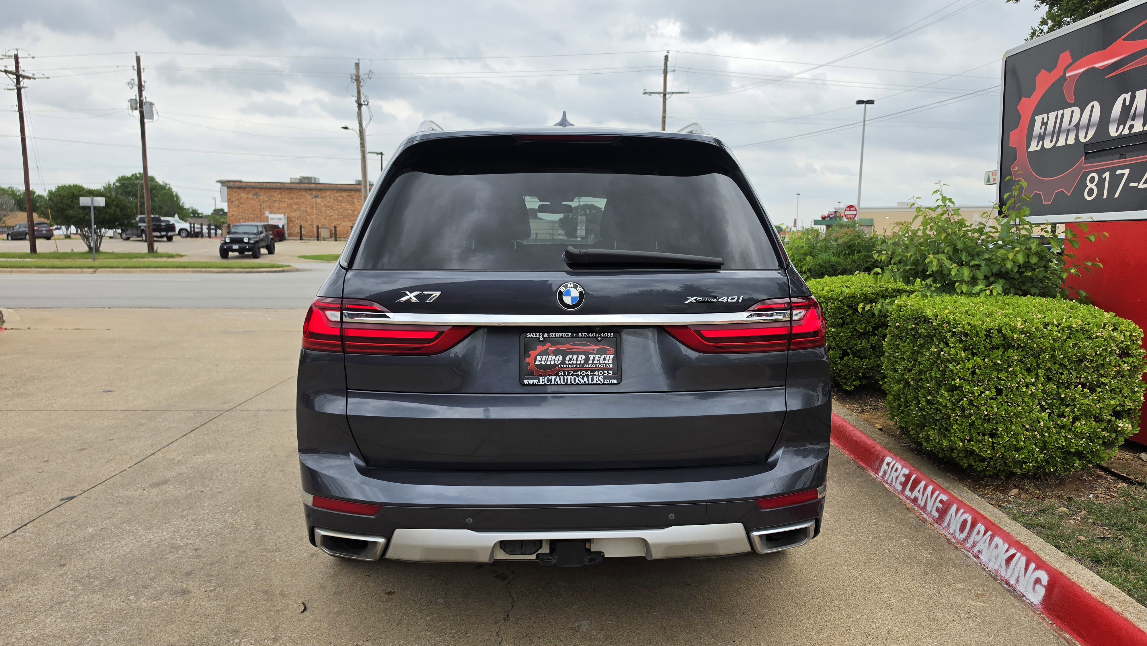 Used 2022 BMW X7 xDrive40i w/ Premium Package image 4