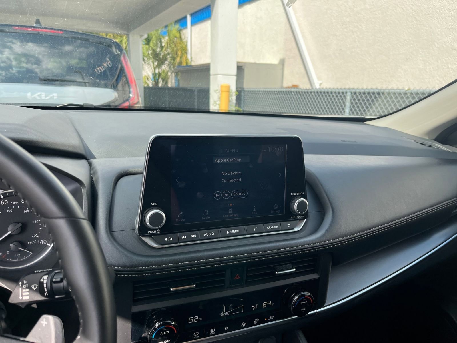 Used 2025 Nissan Rogue SV FWD image 17