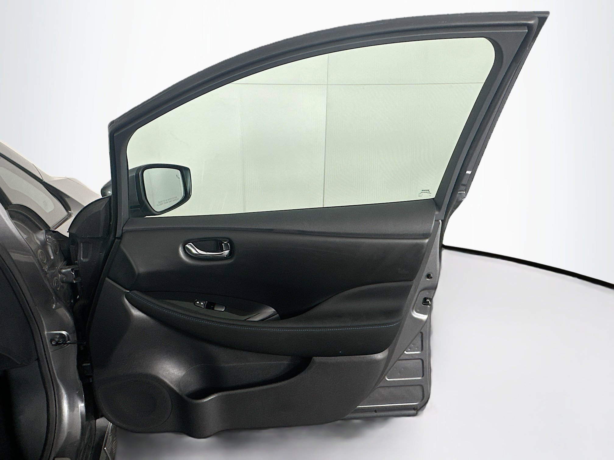 Used 2024 Nissan Leaf SV Plus image 30