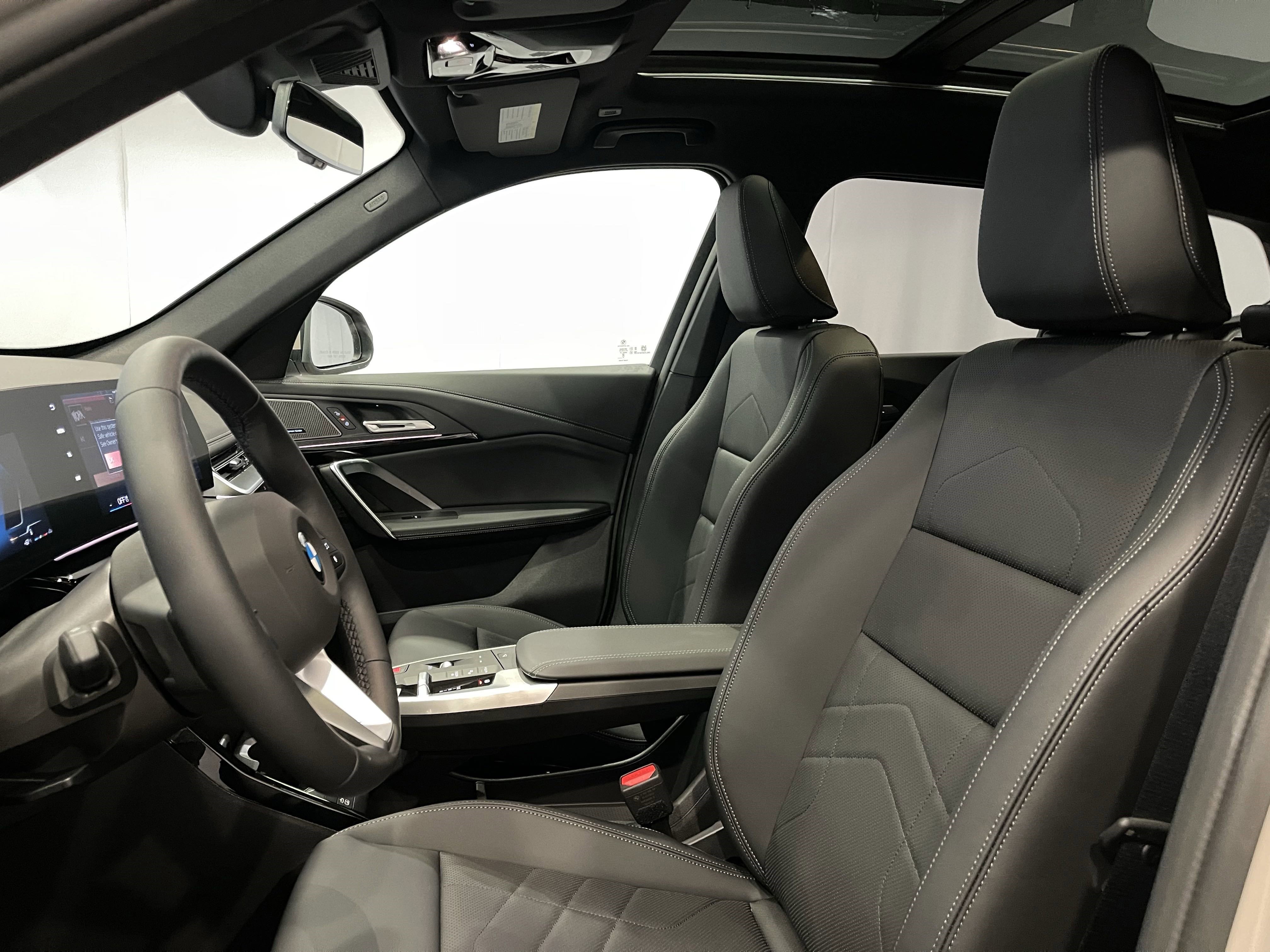 New 2026 BMW X1 xDrive28i w/ Technology Package image 8