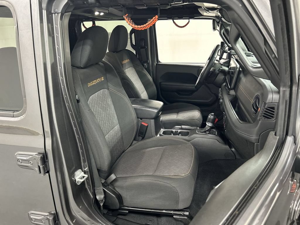 Used 2024 Jeep Gladiator Mojave w/ Convenience Group AWD/4WD image 19