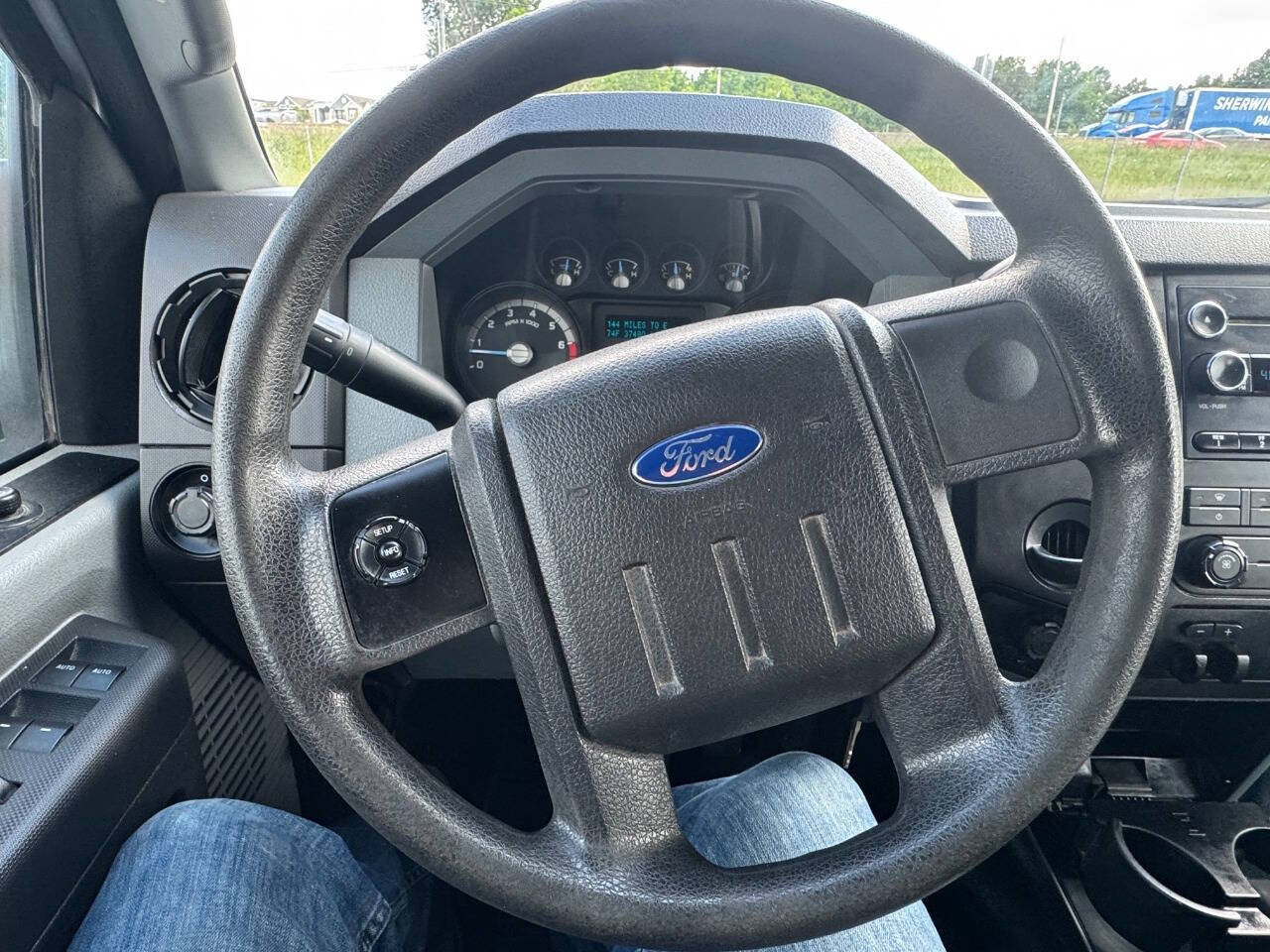 Used 2015 Ford F250 XL w/ Power Equipment Group RWD image 21