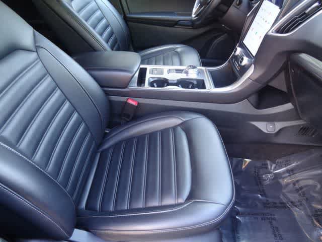 Certified 2024 Ford Edge SEL AWD/4WD image 13