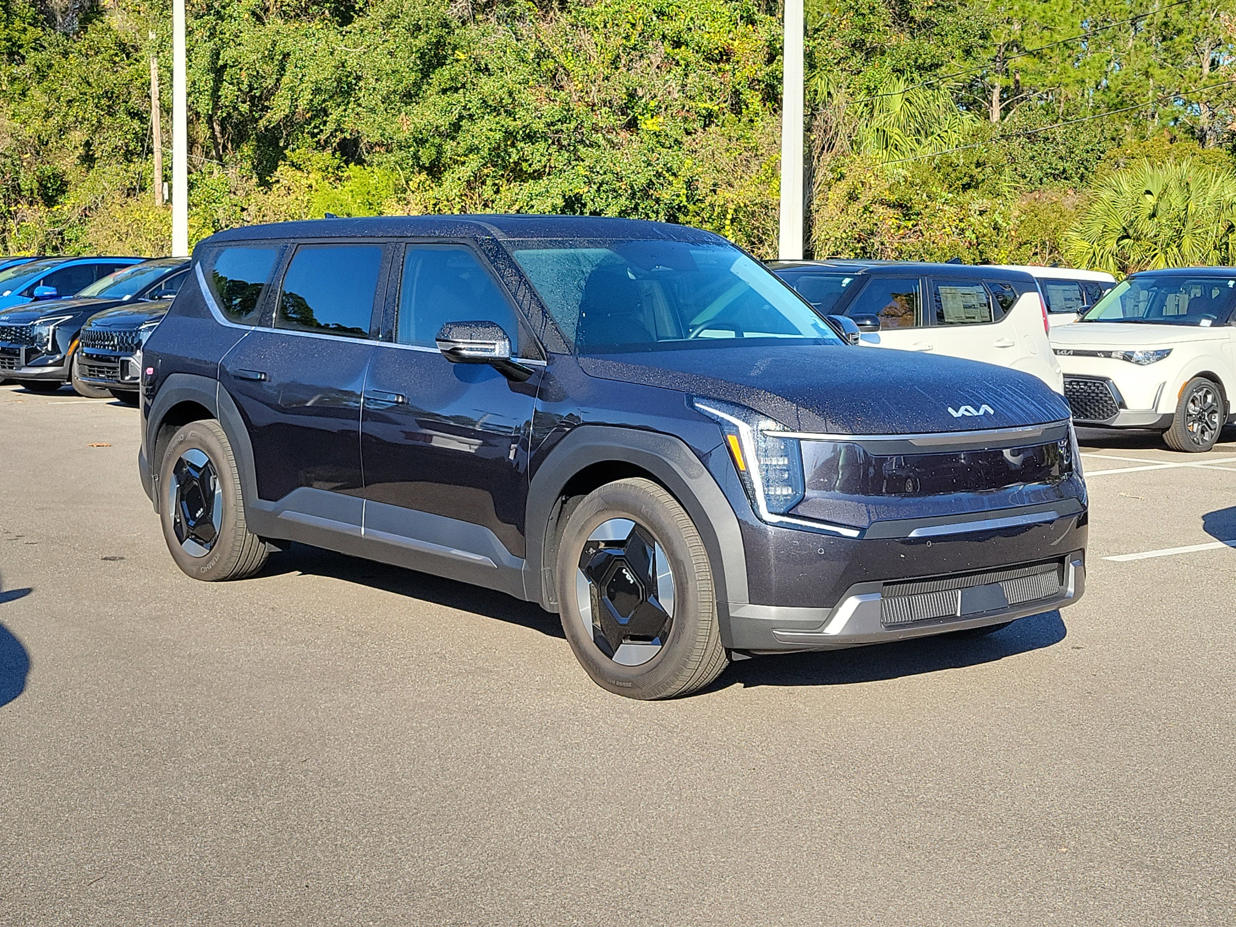 Certified 2026 Kia EV9 Light image 44