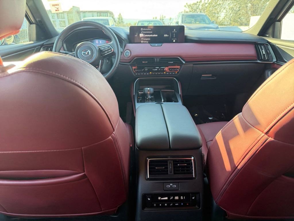 Used 2025 MAZDA CX-70 Plug-In Hybrid w/ Premium Plus image 28