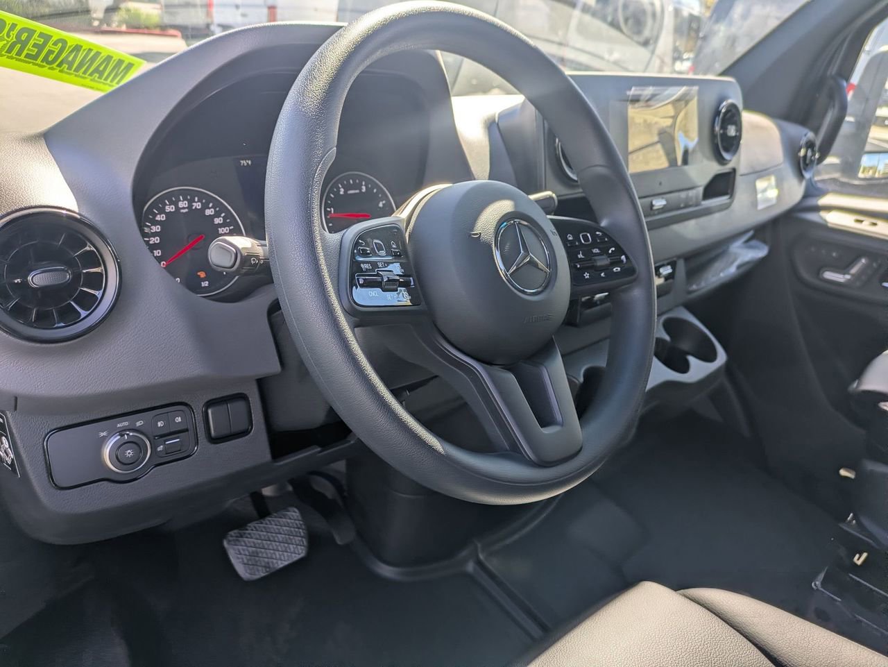 Used 2023 Mercedes-Benz Sprinter 3500 image 5