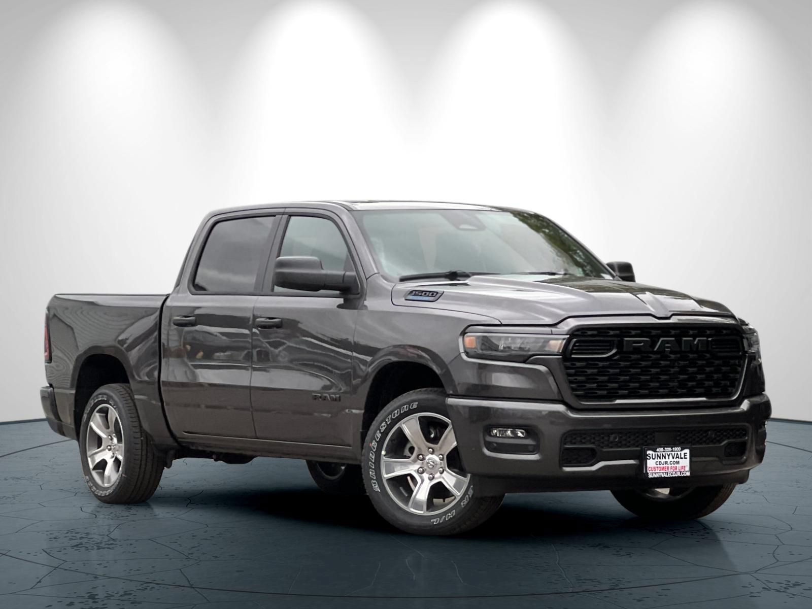 New 2026 RAM 1500 Express AWD/4WD image 2