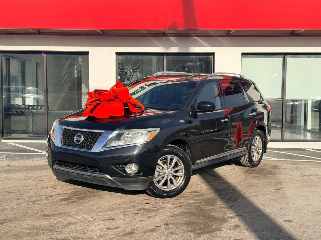 Used 2014 Nissan Pathfinder SL w/ Trailer Tow Package