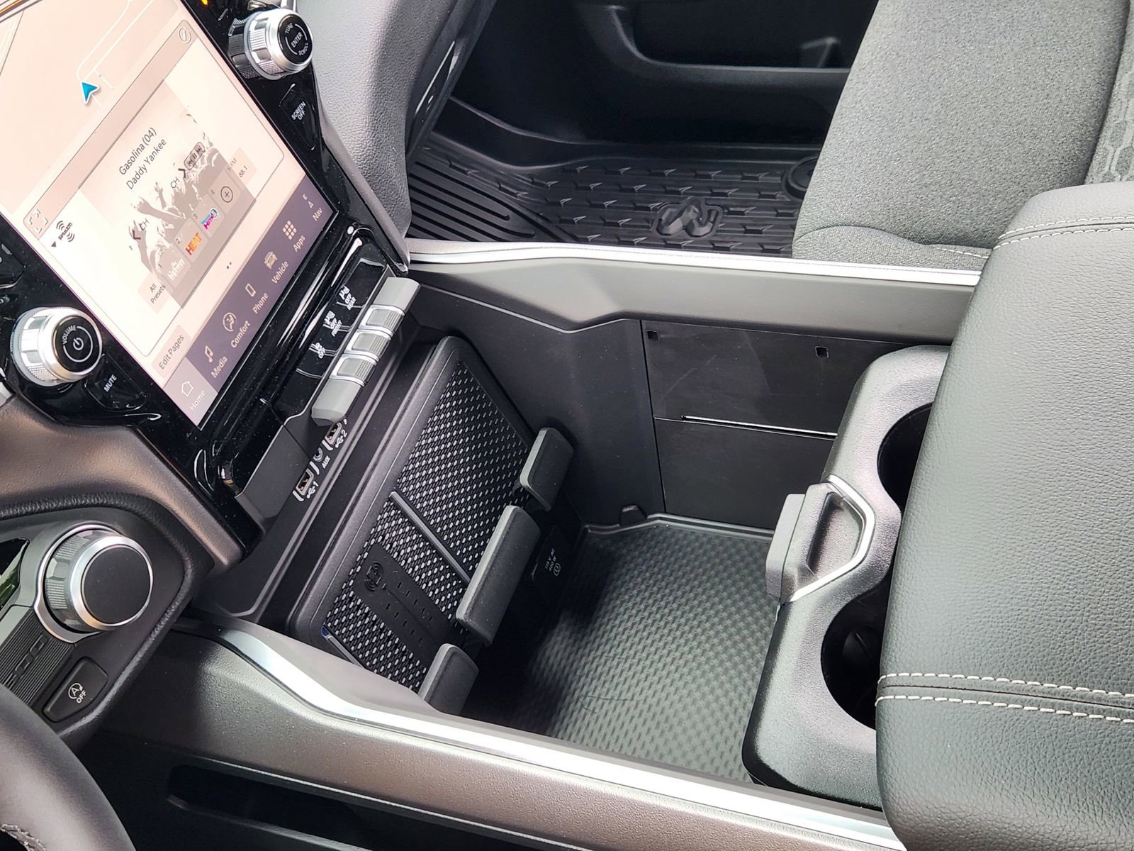 New 2026 RAM 1500 Lone Star image 28