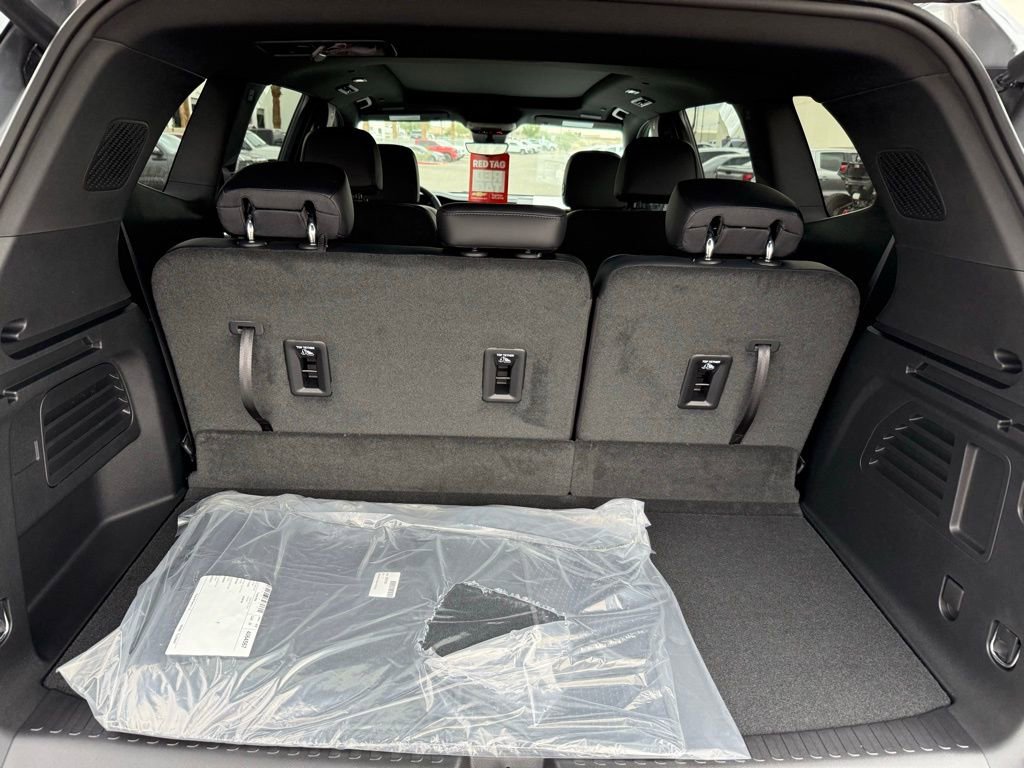 New 2026 GMC Acadia Elevation w/ Elevation Premium Package image 19