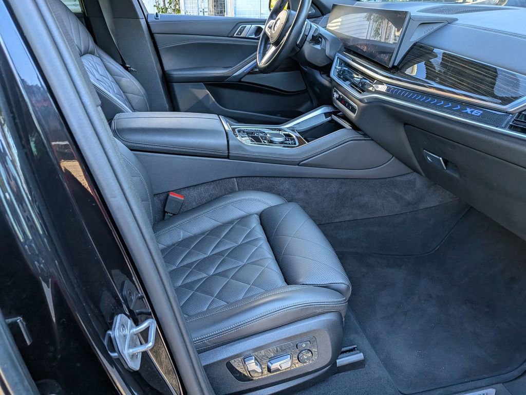 Used 2024 BMW X6 xDrive40i image 28