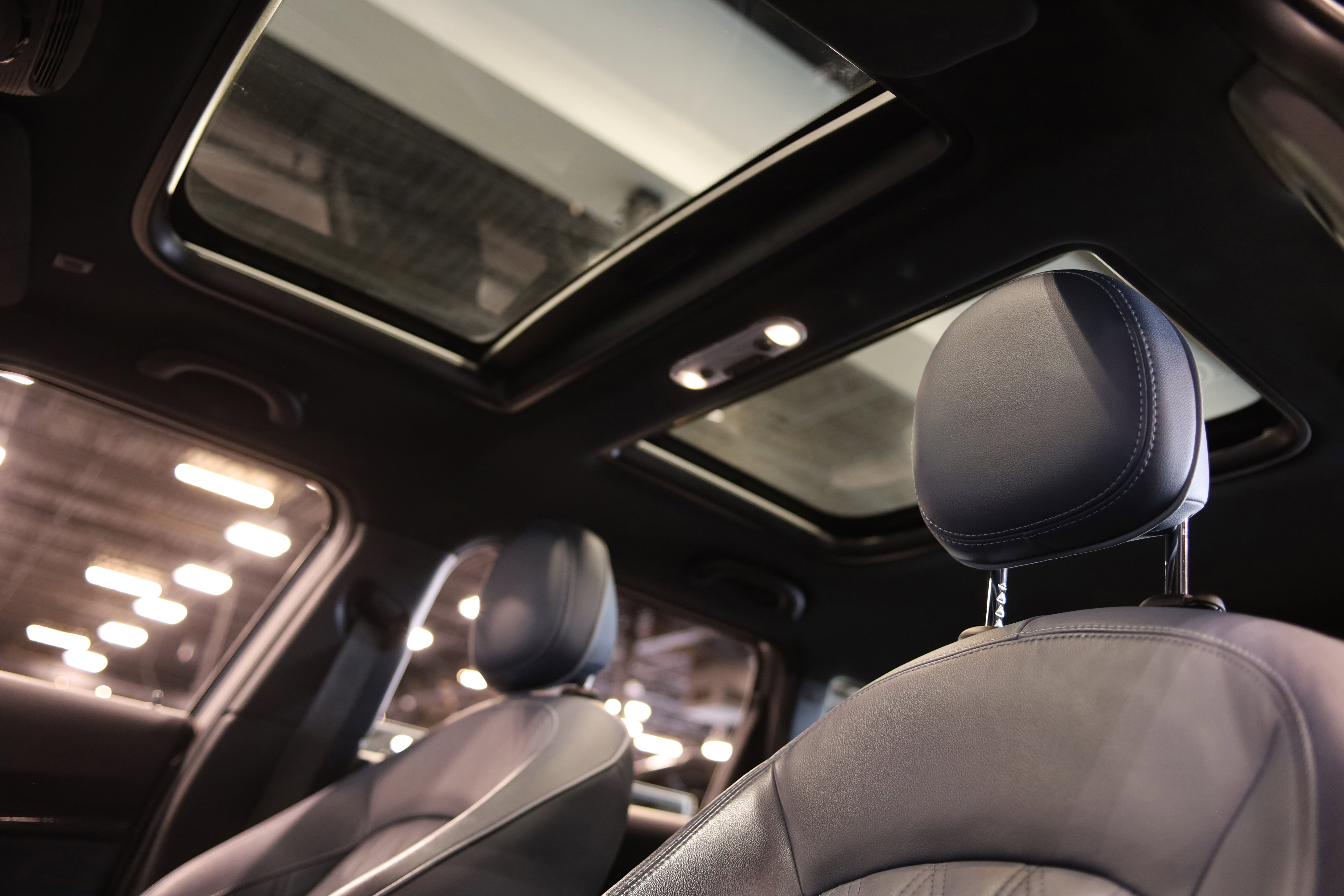 Used 2020 MINI Cooper Clubman John Cooper Works image 31