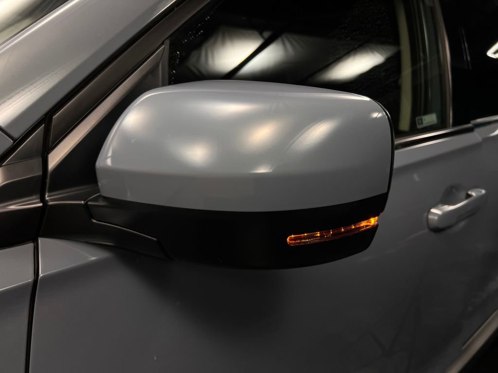 Used 2025 Honda Pilot Touring image 32