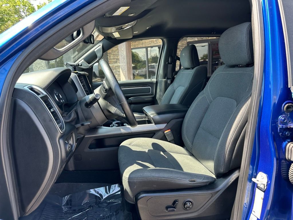 Used 2019 RAM 1500 Big Horn AWD/4WD image 10