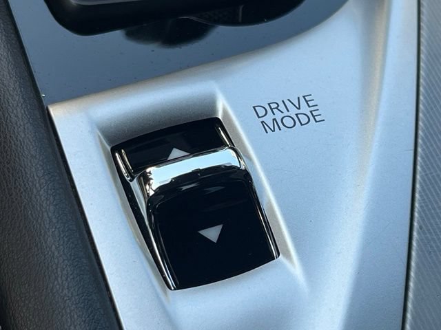 Certified 2019 INFINITI Q60 3.0t Luxe w/ Essential Package RWD image 23