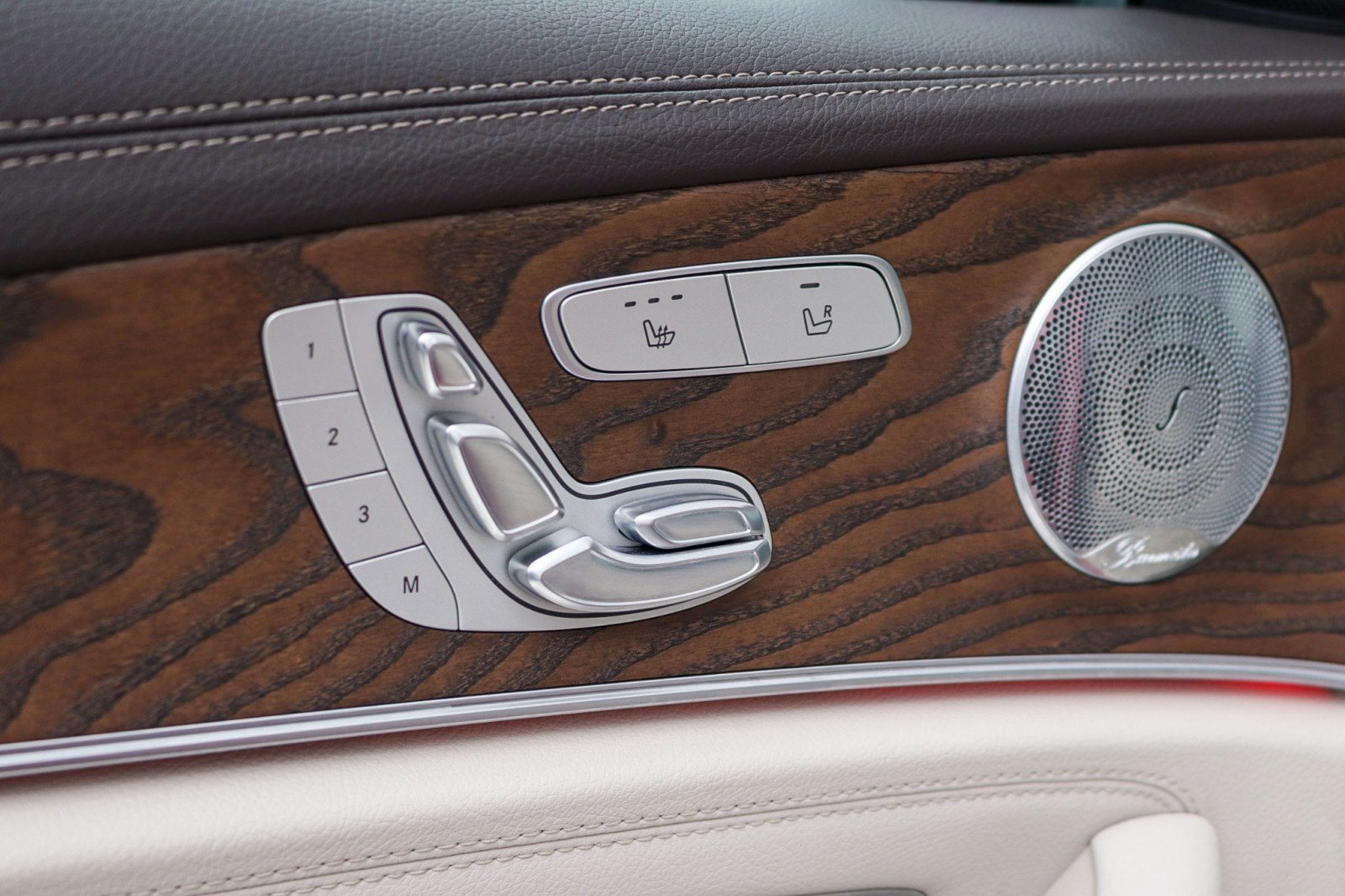 Used 2017 Mercedes-Benz E 300 image 27