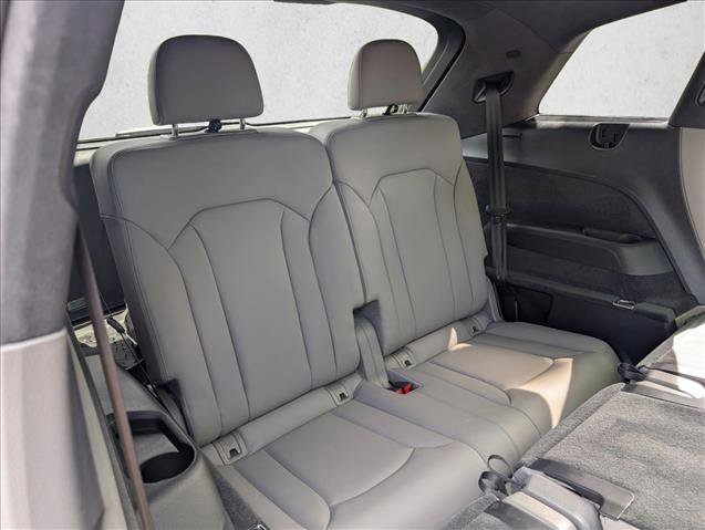 Used 2024 Audi Q7 3.0T Prestige image 20