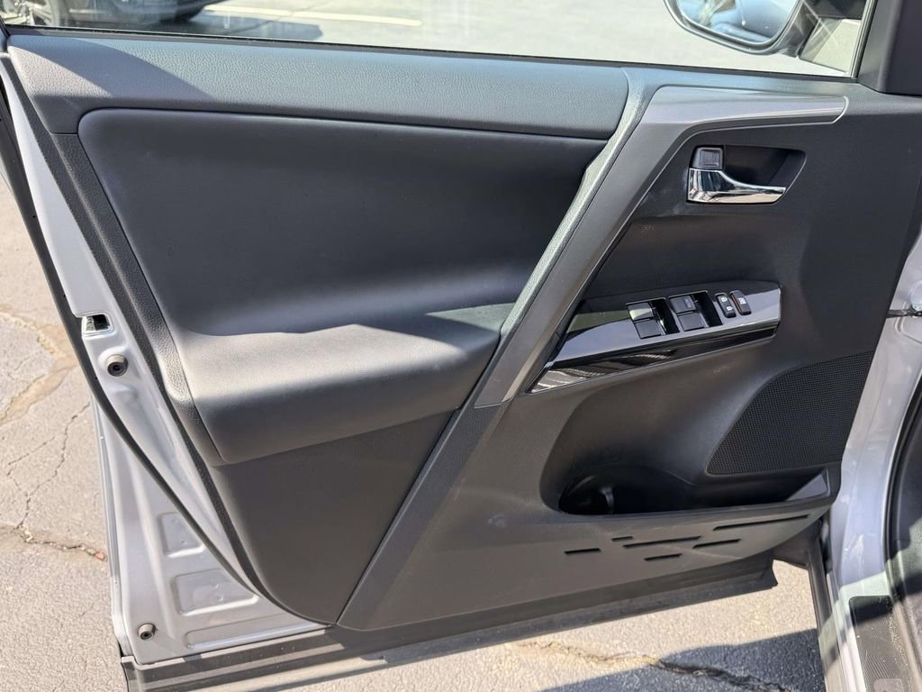 Used 2017 Toyota RAV4 SE w/ Power Extra Value Package image 16