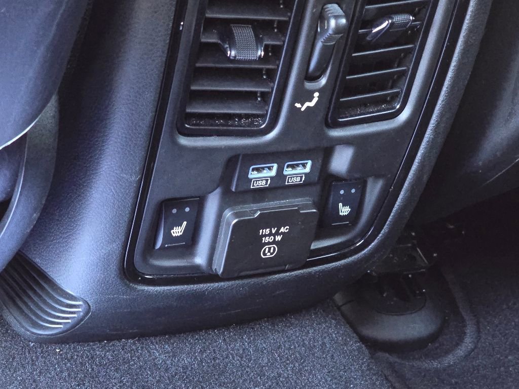 Used 2024 Dodge Durango GT image 8