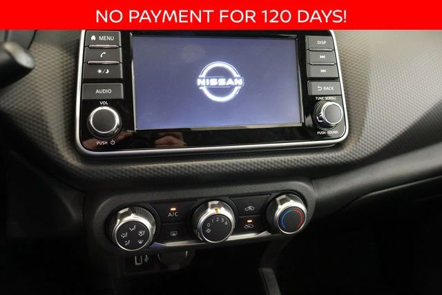 New 2025 Nissan Kicks Play S image 17