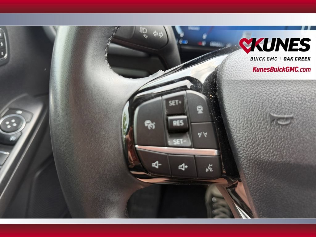 Used 2023 Ford Escape Platinum AWD/4WD image 17