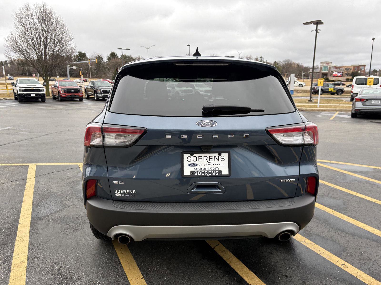 Used 2020 Ford Escape SE image 5