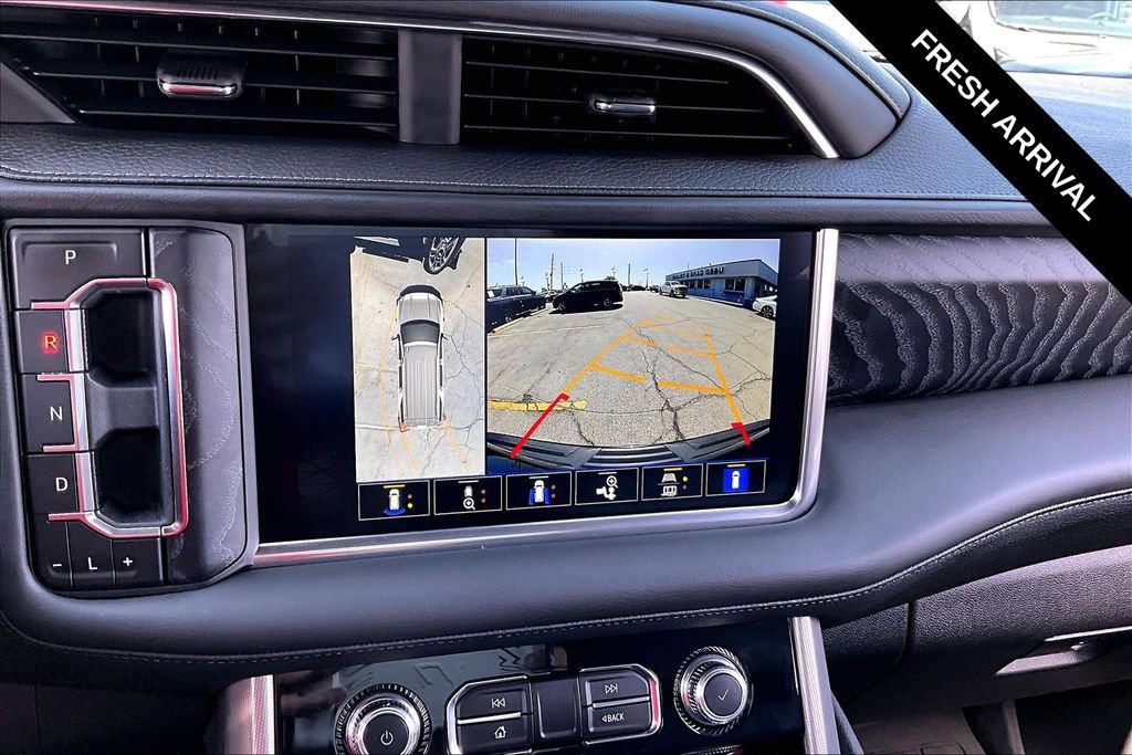Used 2024 GMC Yukon Denali AWD/4WD image 10