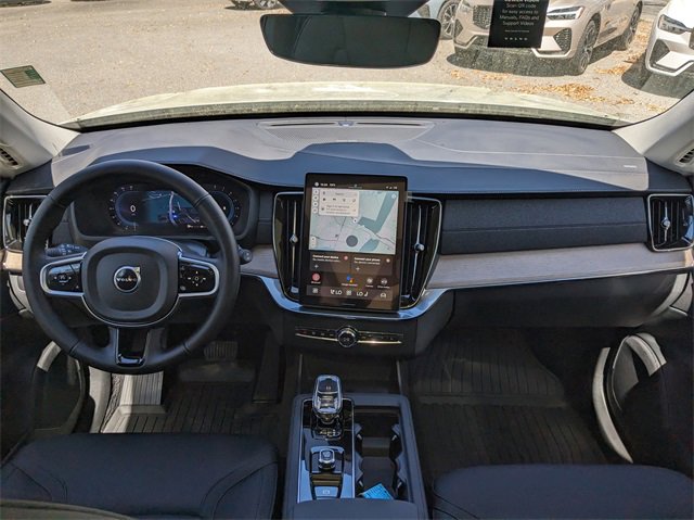 New 2025 Volvo XC90 B6 Plus image 16