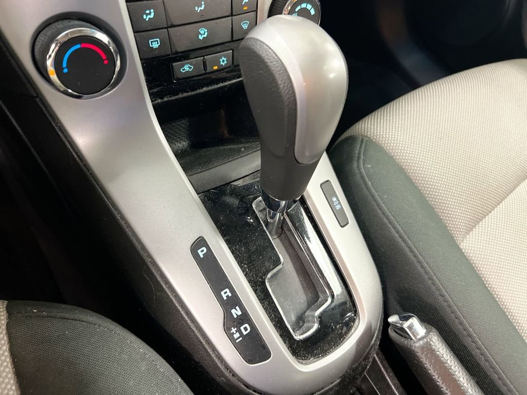 Used 2012 Chevrolet Cruze LS w/ Connectivity Package FWD image 16