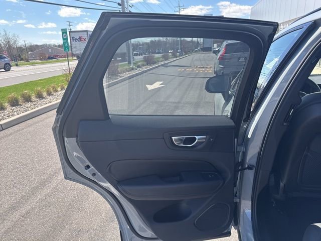 Certified 2025 Volvo XC60 B5 Plus image 16