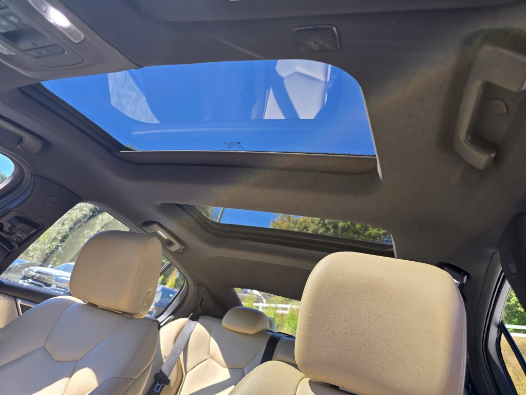Used 2023 Cadillac CT5 Luxury w/ Sun And Sound Package AWD/4WD image 11