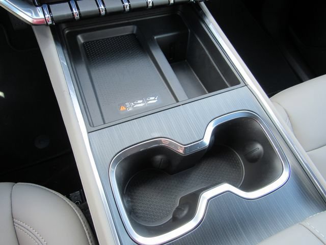 New 2026 GMC Acadia Elevation w/ Elevation Premium Package AWD/4WD image 22