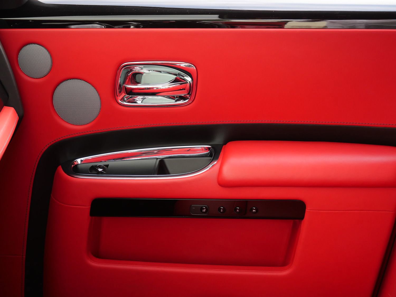 Certified 2019 Rolls-Royce Ghost image 11