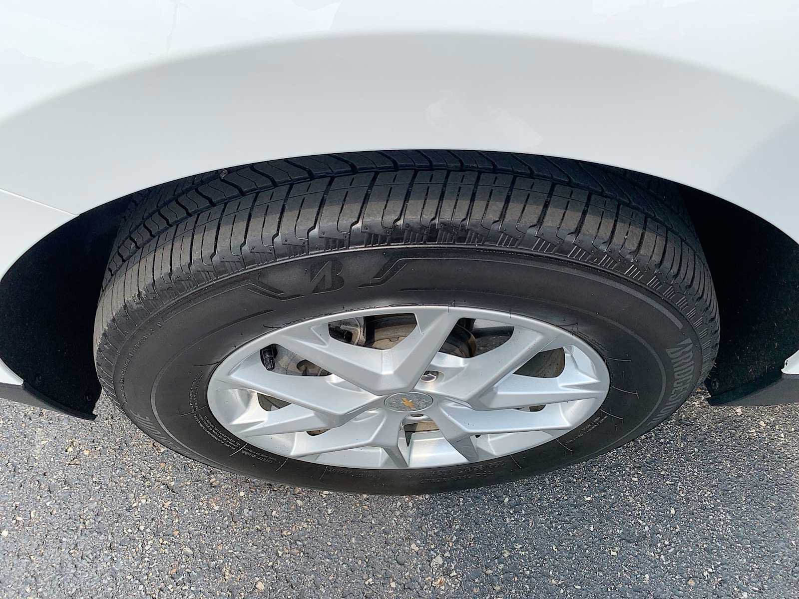 Certified 2023 Chevrolet Equinox LT AWD/4WD image 31
