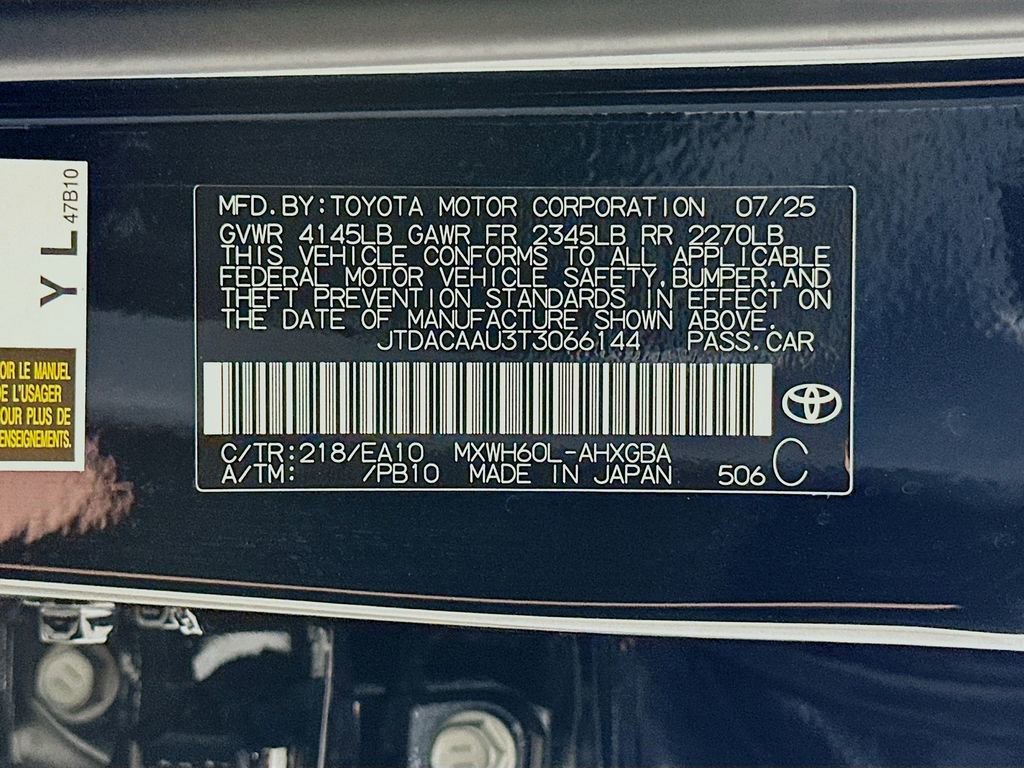 Used 2026 Toyota Prius XLE FWD image 31