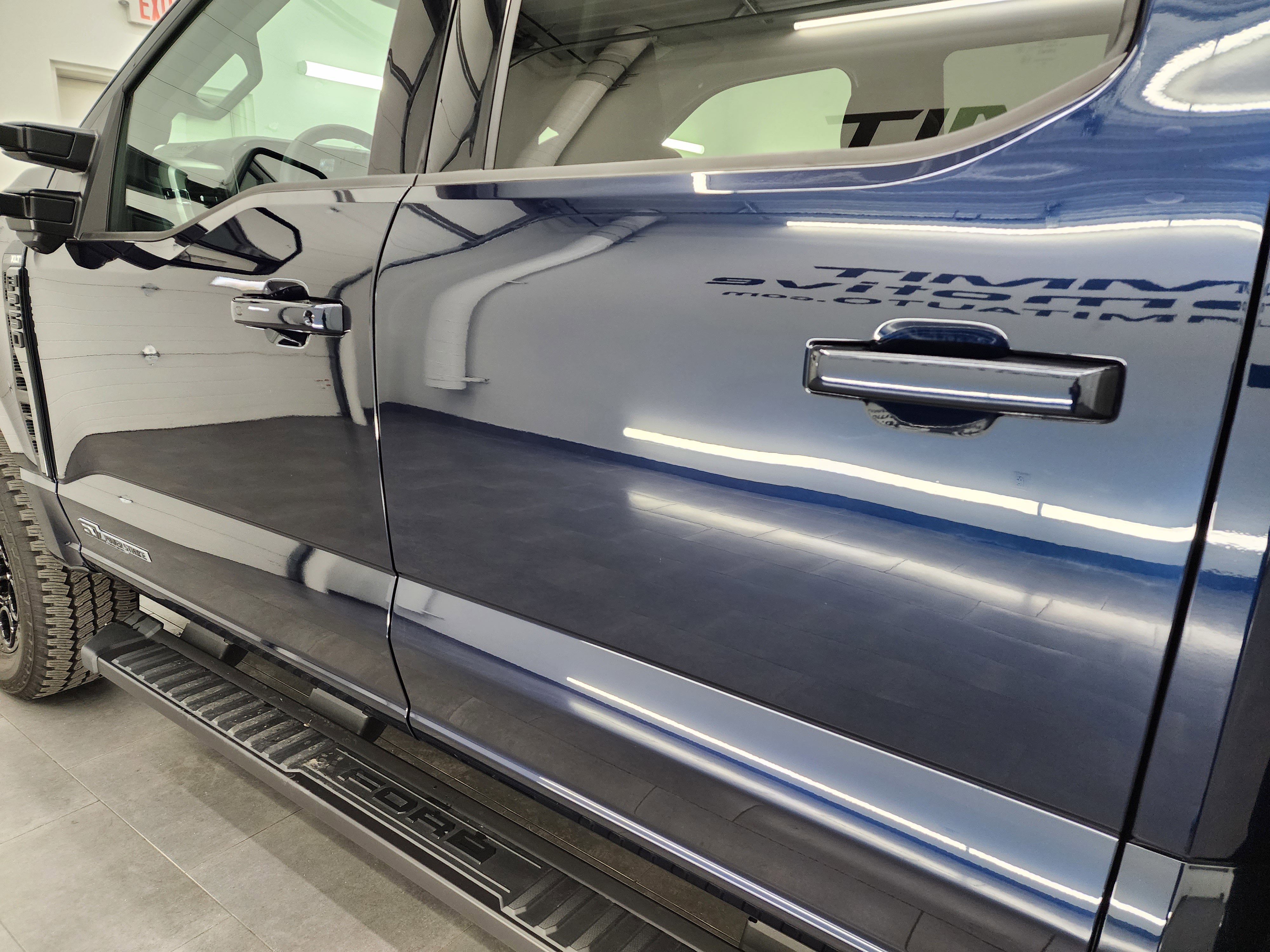 Used 2025 Ford F250 XLT w/ Black Appearance Package image 33