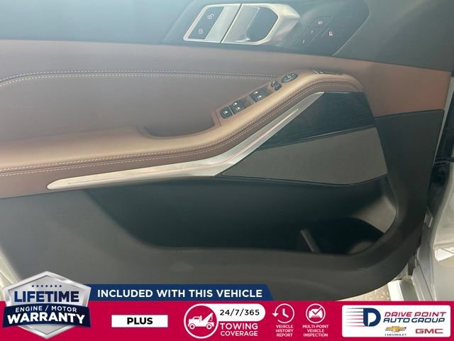 Used 2026 BMW X5 xDrive40i w/ M Sport Package AWD/4WD image 13