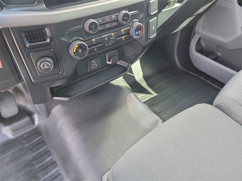 Used 2025 Ford F150 XL image 19