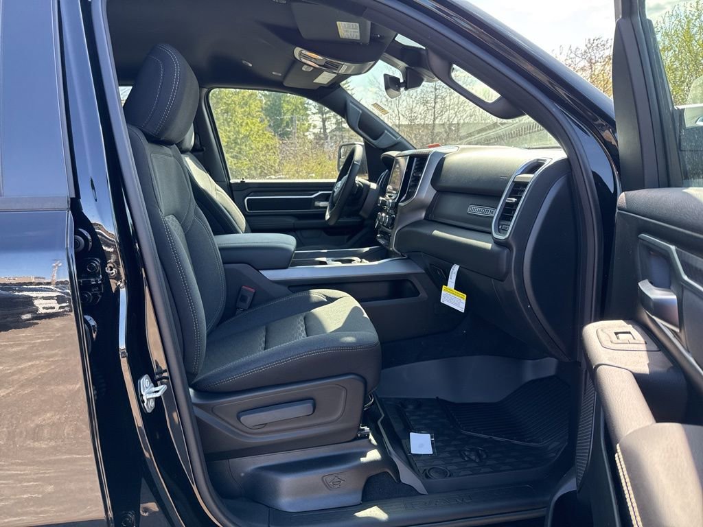 New 2026 RAM 1500 Big Horn w/ Night Edition AWD/4WD image 27