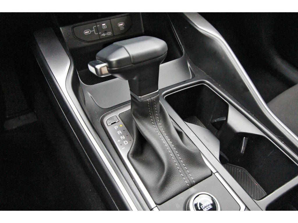 Certified 2026 Kia Sorento LX FWD image 29