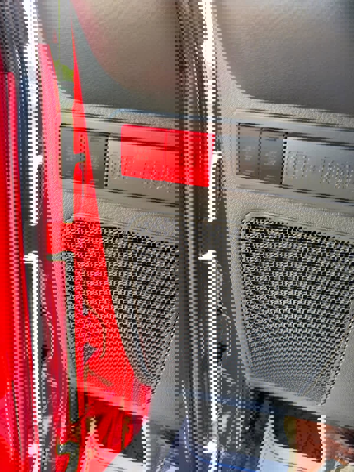 Used 2015 Jeep Wrangler Unlimited Rubicon image 19