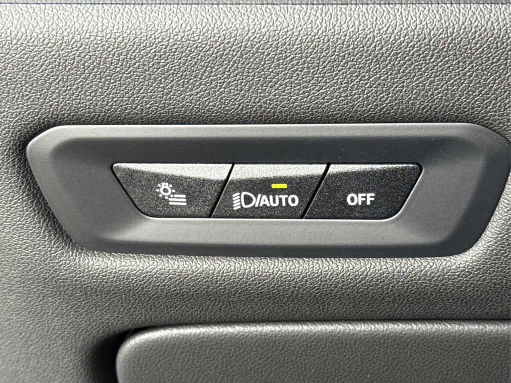 New 2026 BMW X5 xDrive50e w/ M Sport Package image 24