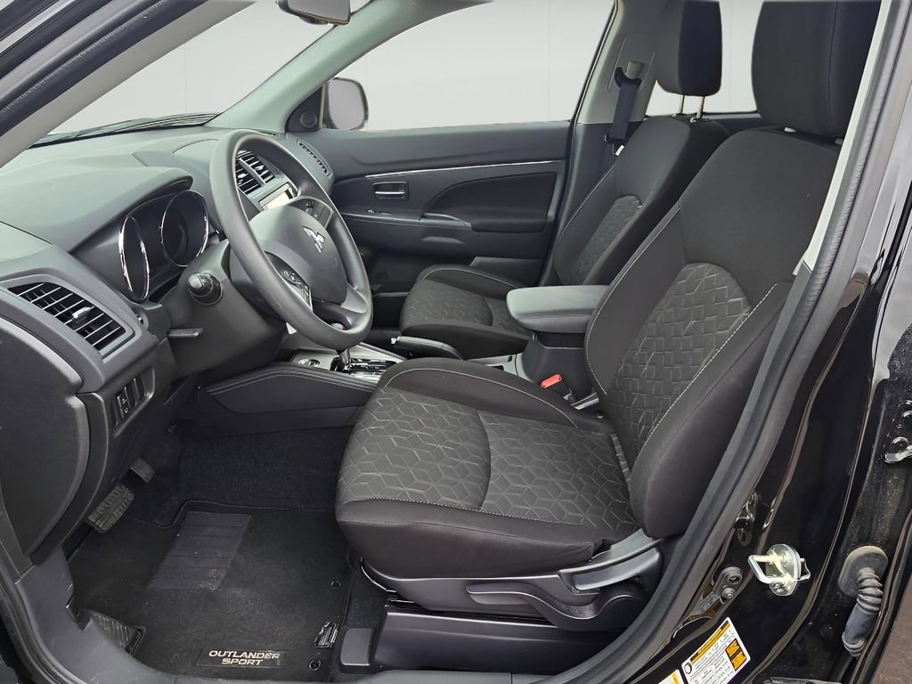 Used 2025 Mitsubishi Outlander Sport ES image 30