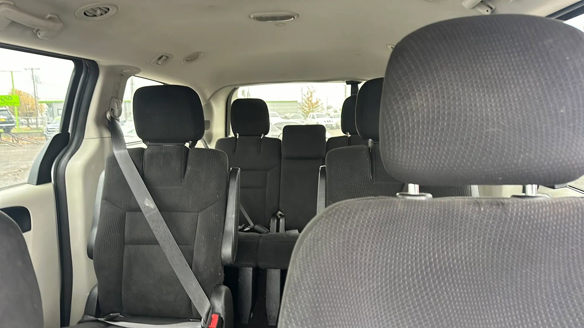 Used 2015 Dodge Grand Caravan SE w/ Quick Order Package 29E SE image 12