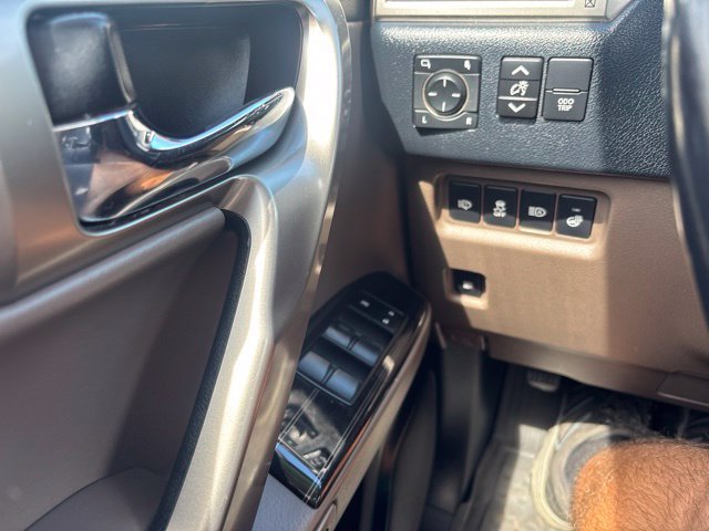 Used 2021 Lexus GX 460 Premium AWD/4WD image 16
