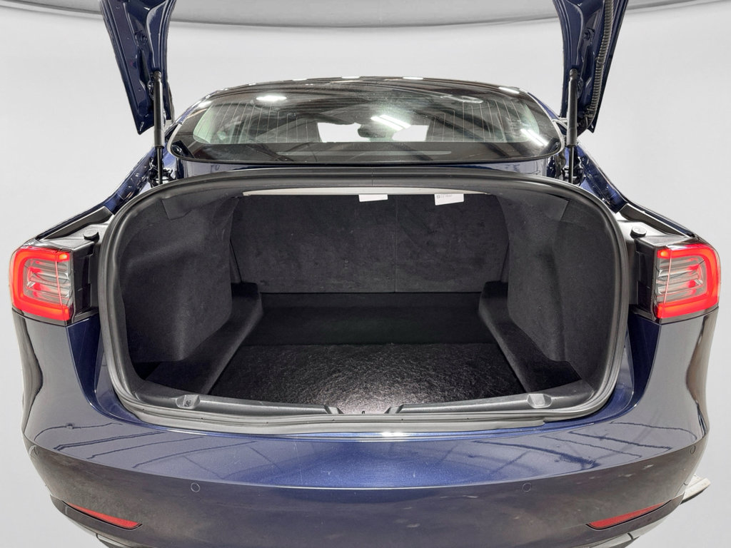 Used 2018 Tesla Model 3 Long Range image 25