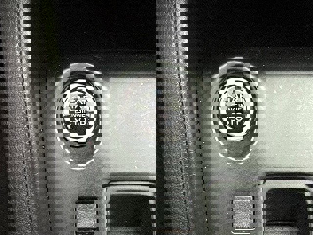 Used 2024 Nissan Kicks S image 20