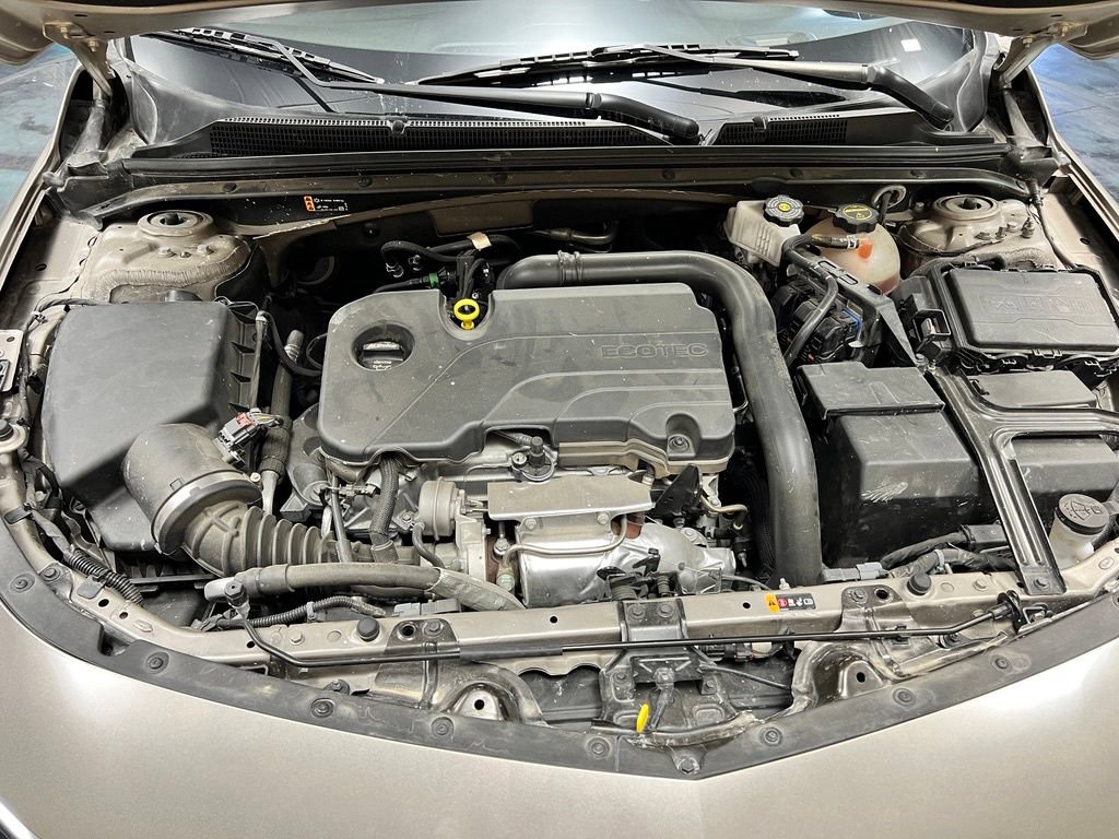 Used 2025 Chevrolet Malibu LT FWD image 22