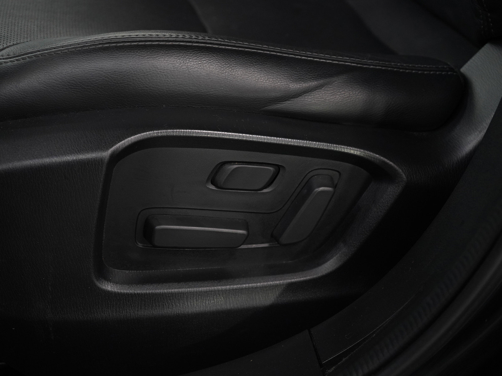 Used 2023 MAZDA CX-9 Touring image 31