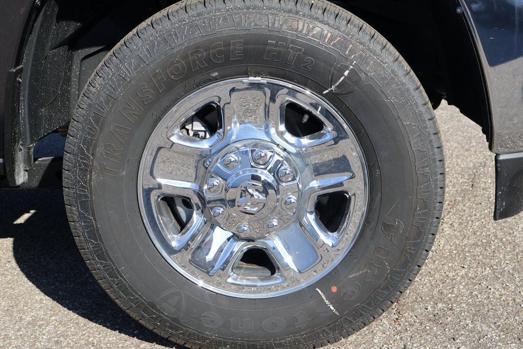 New 2025 RAM 2500 Tradesman w/ Chrome Appearance Group AWD/4WD image 9